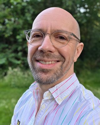 Photo of Darren Good, Psychotherapist, MBACP