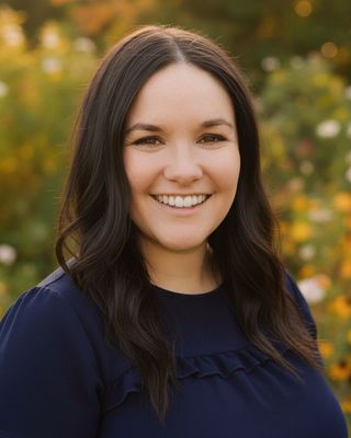 Photo of Vanessa Almodovar, Clinical Social Work/Therapist, LCSW