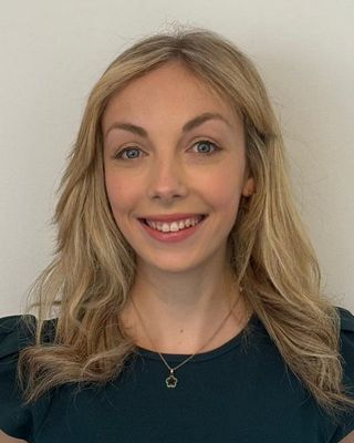 Photo of Dr Lucy Francis, Psychologist, PsychD, HCPC - Clin. Psych.