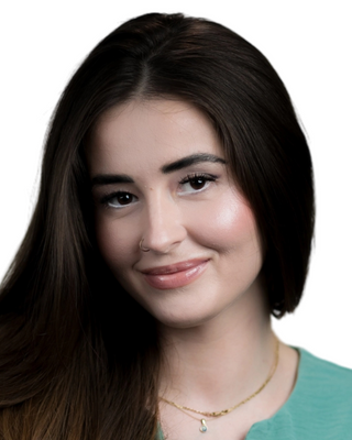 Photo of Sofia Hidershaj, Registered Psychotherapist (Qualifying)