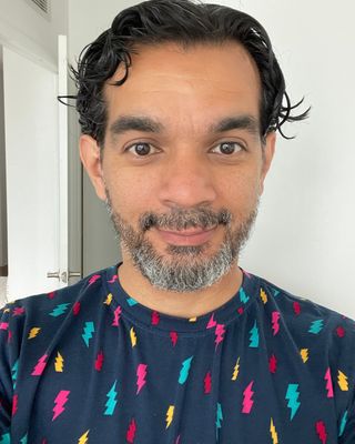 Photo of Hollman Lozano, Counsellor, PhD, CCC, EMDR