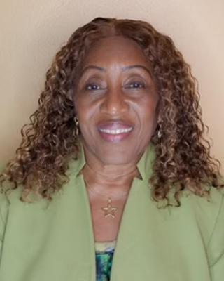 Photo of Violet Burke, Clinical Social Work/Therapist, LCSW