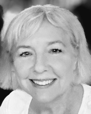 Photo of Dayna McCarthy, Clinical Social Work/Therapist, LMHC, CAGS, MEd