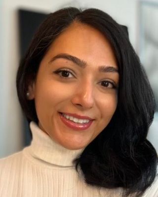 Photo of Mina Khan, Clinical Social Work/Therapist, LMSW