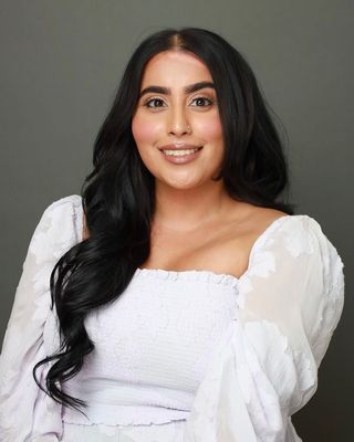 Photo of Prab (Pallavi) Dhot, Registered Social Worker, MSW, RSW