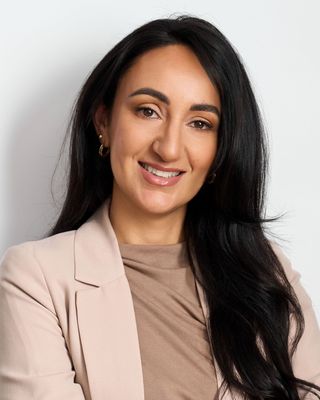 Photo of Dr Chrissy Antonopoulos, Psychologist, PhD, PsyBA General