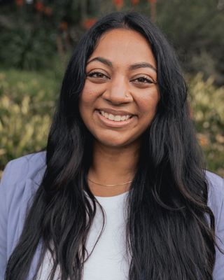 Photo of Dr. Alisha Saxena, Psychologist in Stanislaus County, CA