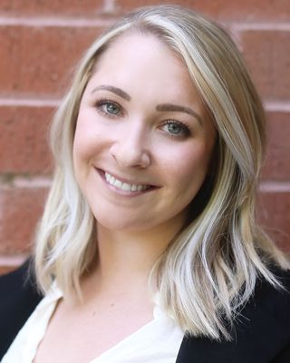 Photo of Stephanie Schlesener, Physician Assistant, PA-C