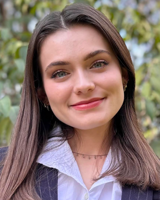 Photo of Arya Tsay-Jones, Licensed Professional Counselor Associate, LPC-A