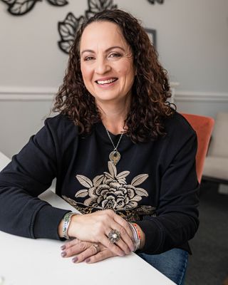 Photo of Jenn Abrams, Licensed Professional Counselor, LPC, ATR