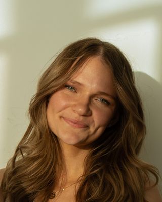 Photo of Annicka Gustin, Marriage & Family Therapist Associate, LAMFT