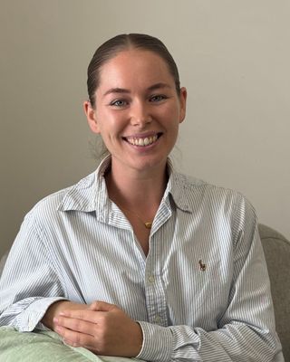Photo of Lily Barker, Psychologist, PsyBA Prov