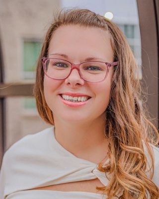 Photo of Kayla Bigelbach, Clinical Social Work/Therapist, LCSW, CS-IT, SAC-IT