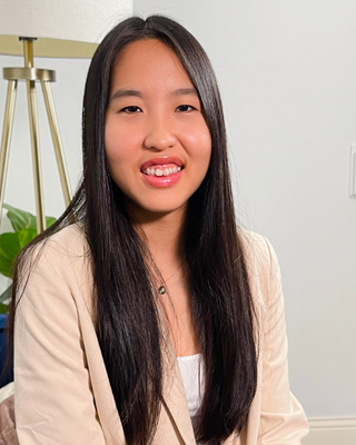Photo of Christine Kwon, Clinical Social Work/Therapist