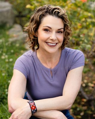 Photo of Sara Ouimette Grief Therapy, Marriage & Family Therapist in San Francisco, CA
