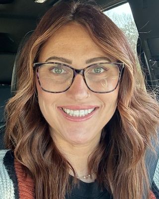 Photo of Lyndsay Cayton, Counselor, MS, LCMHC