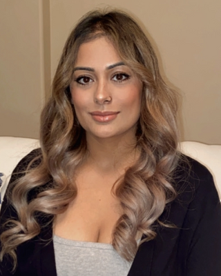Photo of Harleen Toor, Counsellor in Surrey, BC