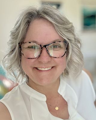 Photo of Lisa McCrohan, Clinical Social Work/Therapist, LCSW-C, SEP, MA