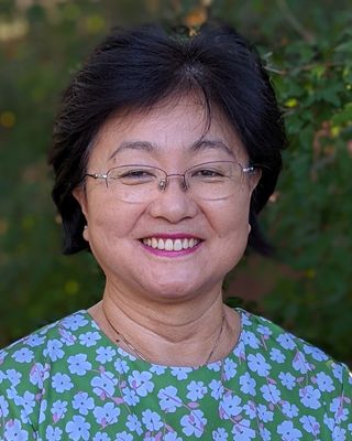 Photo of Jin Yi, Clinical Social Work/Therapist in California