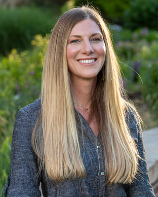 Photo of Jennifer Hoover, Pre-Licensed Professional, MA, LPCC