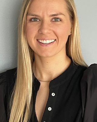 Photo of Ireland Gibbs, Clinical Social Work/Therapist, LCSWA