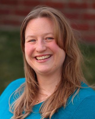 Photo of Lauren Morton, Clinical Social Work/Therapist, LICSW