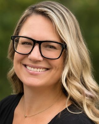Photo of Danielle Morrissey, Clinical Social Work/Therapist, MSW, LCSW