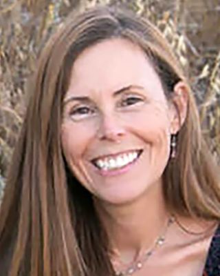 Photo of Dominique Yarritu, Marriage & Family Therapist, PhD, MFT