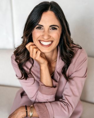 Photo of Gabrielle Pfeffer, Clinical Social Work/Therapist, LCSW
