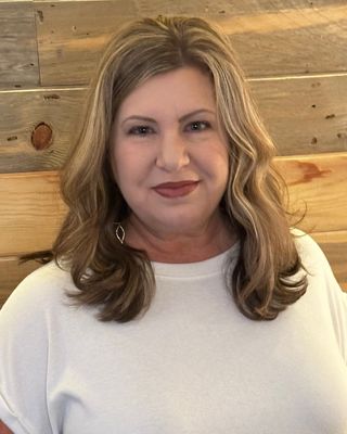 Photo of Amy Mundello, Marriage & Family Therapist, MS, LMFT