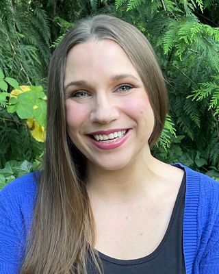 Photo of Lacey Burnett, Clinical Social Work/Therapist in Oregon