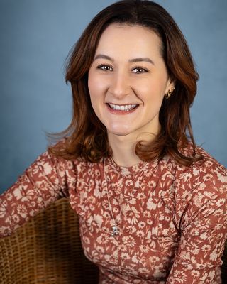 Photo of Georgia Sinclair, Counsellor, MNCPS Acc.