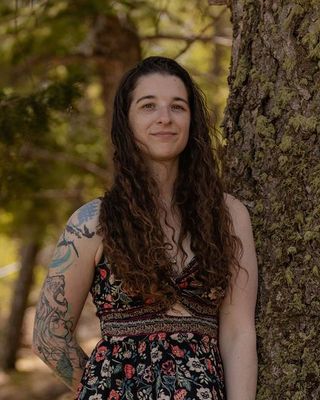 Photo of Mikenna Kossow, Licensed Professional Counselor Candidate