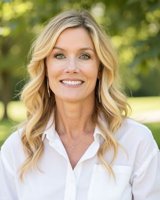 Photo of Tonya Gordon, Counselor, LMHC