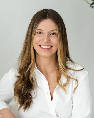Photo of Shawna Smigelski, Pre-Licensed Professional
