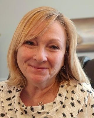 Photo of Colleen Slowey-Morelli - The Cairn Center for EMDR, Inc., Clinical Social Work/Therapist, LICSW