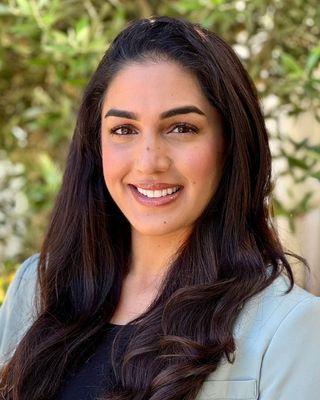 Photo of Faradebah Waziri, Clinical Social Work/Therapist, LCSW