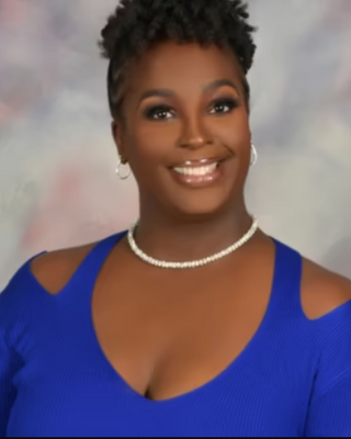 Photo of Chermora Johnson, Licensed Mental Health Counselor, LMHC