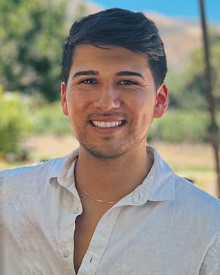 Photo of Andy Gonzalez, Marriage & Family Therapist Associate in San Jose, CA