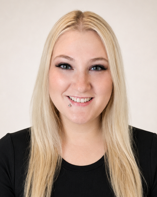 Photo of Colleen Finlayson, Mental Health Counselor, MHC-P, CASAC-T