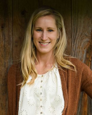 Photo of Emily Aiken, Registered Psychotherapist