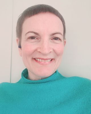 Photo of Felicity Reed, Psychotherapist, MA, MUKCP