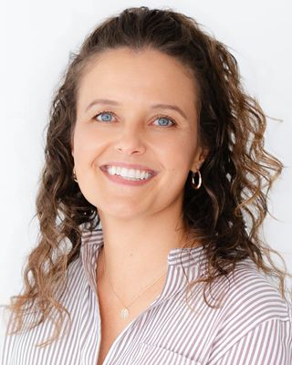 Photo of Megan Azevedo, Pre-Licensed Professional, MSW, RCSWI