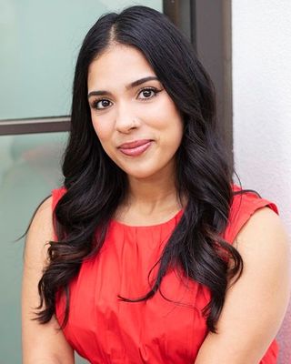 Photo of Natalia Gomez, Marriage & Family Therapist Associate, AMFT, APCC