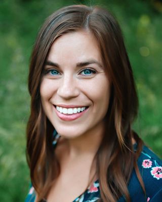 Photo of Chelsey Edwards, Clinical Social Work/Therapist, LMSW, CST