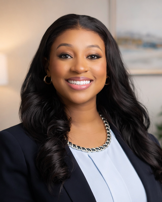 Photo of Aminat Adebare, Psychiatric Nurse Practitioner, PMHNP
