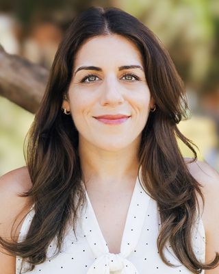 Photo of Elaine Skoulas, Marriage & Family Therapist, MA, LMFT