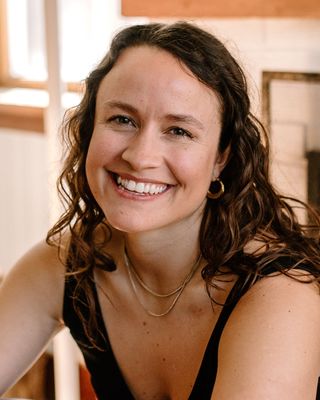 Photo of Nicole Walker, Counsellor, MA, CCC