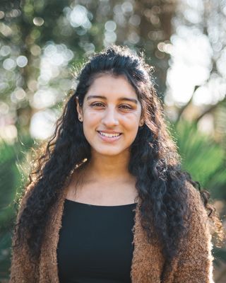 Photo of Simron Richard, Clinical Social Work/Therapist, MSW, LCSW