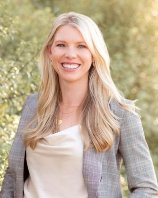 Photo of Carrie Cueto, Marriage & Family Therapist, MA, LMFT